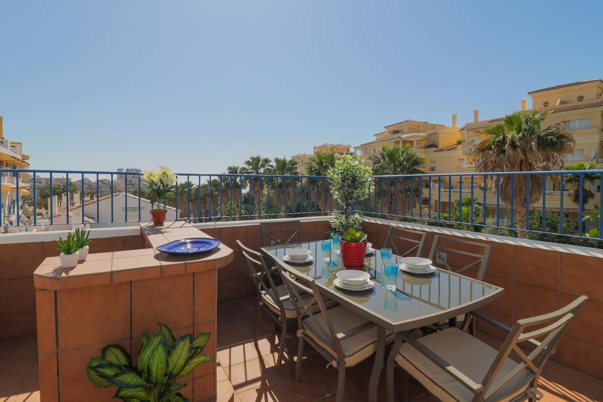 C43 - Family House With Terrace And Shared Pool Villa Benalmadena Exterior photo